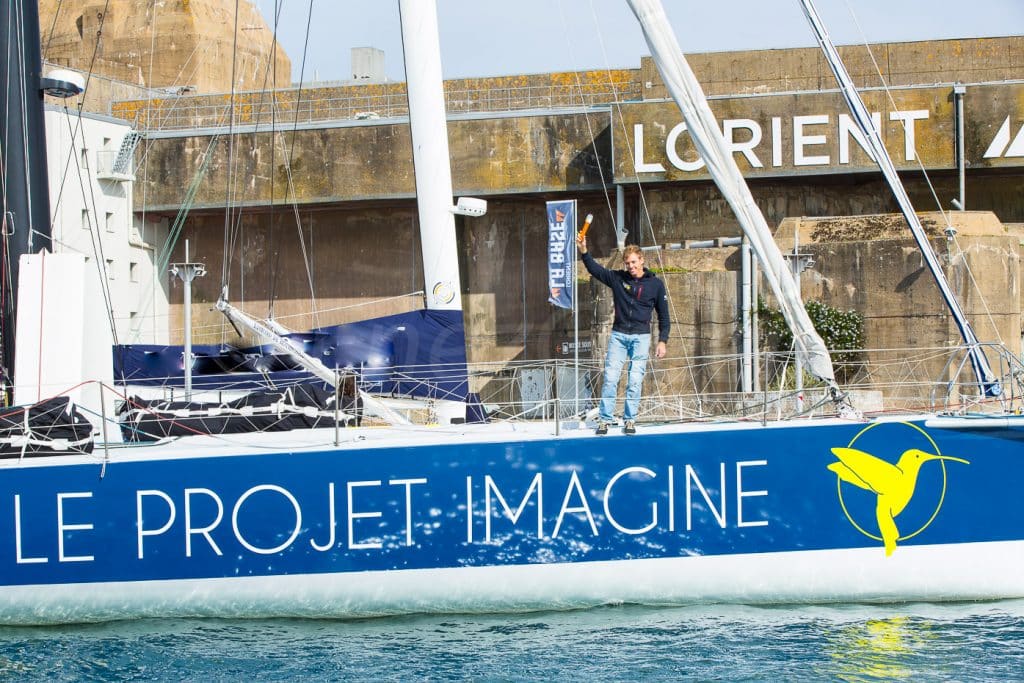 Thomas Ruyant à Lorient pour les Sables-d’Olonne départ du Vendée Globe