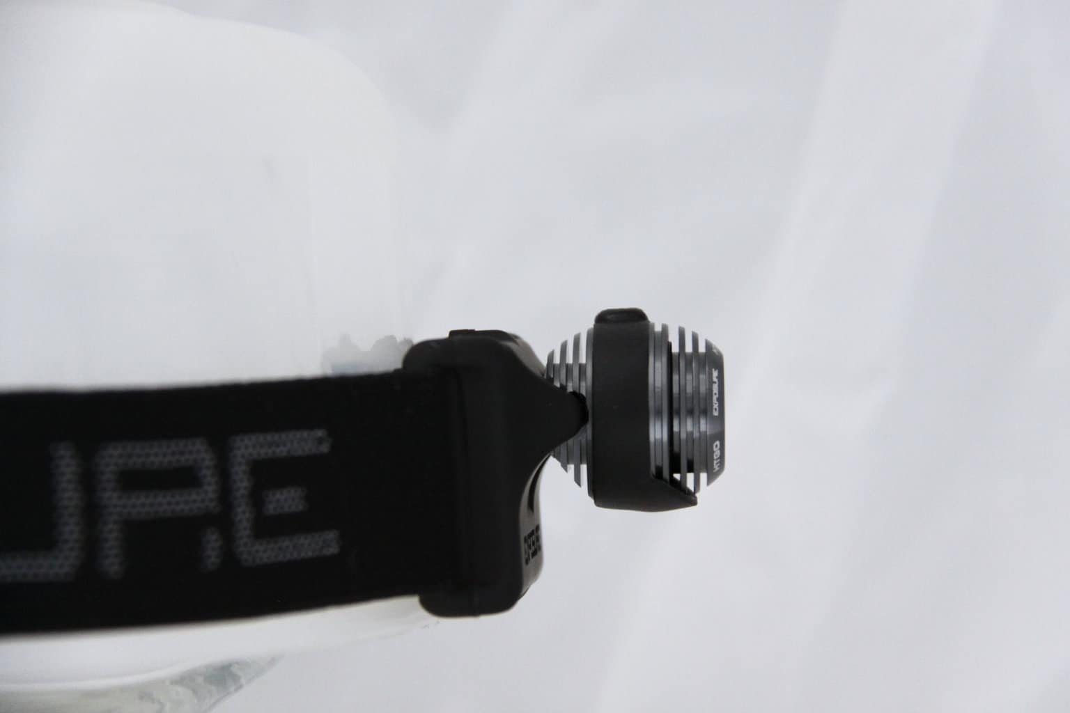 Bandeau HTGO large et silicone assurant une parfaite stabilité pendant la course