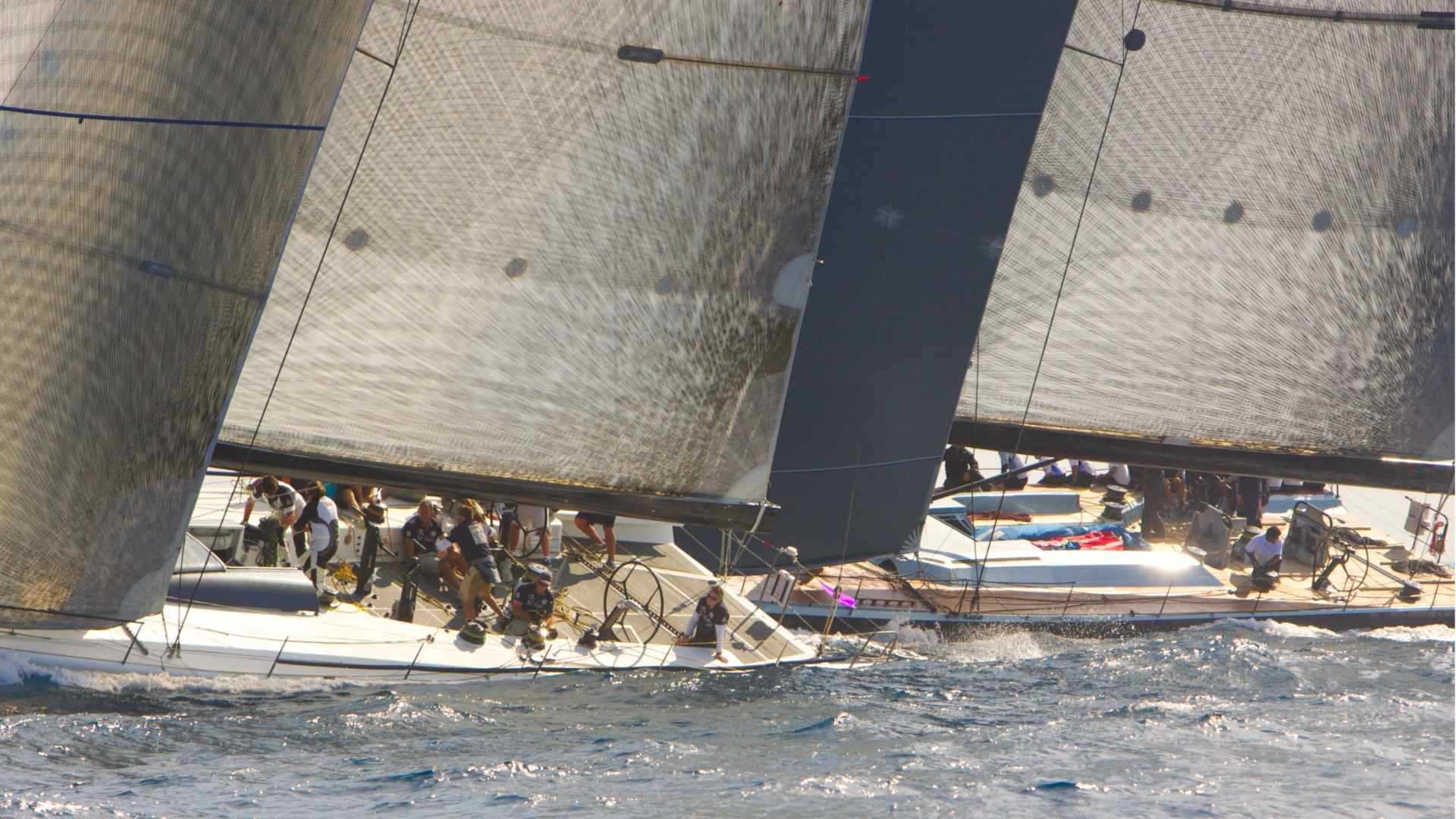 Navigation à la voile St Tropez copyright Hervé Bré