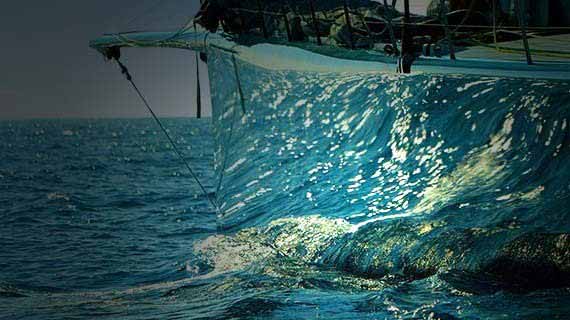 Navigation à la voile équipement essentiel pour les aventures en plein air